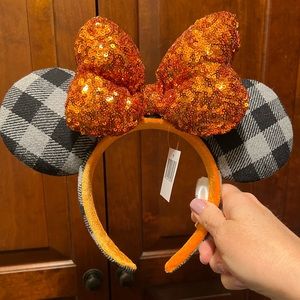 NWT Shanghai Disney Minnie Ears!